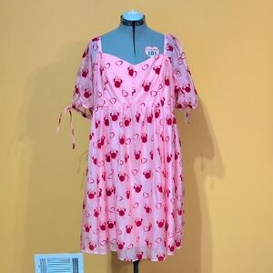 Her Universe Disney Minnie Saeetest Day Dress